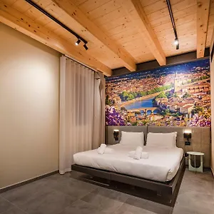 https://veronas-river-luxury-and-bike-suites-free-parking-area.hotelinveneto.com